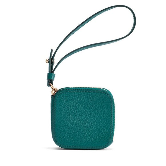 Cuyana Accessories - NWT Cuyana Airpod Case - Deep Ocean